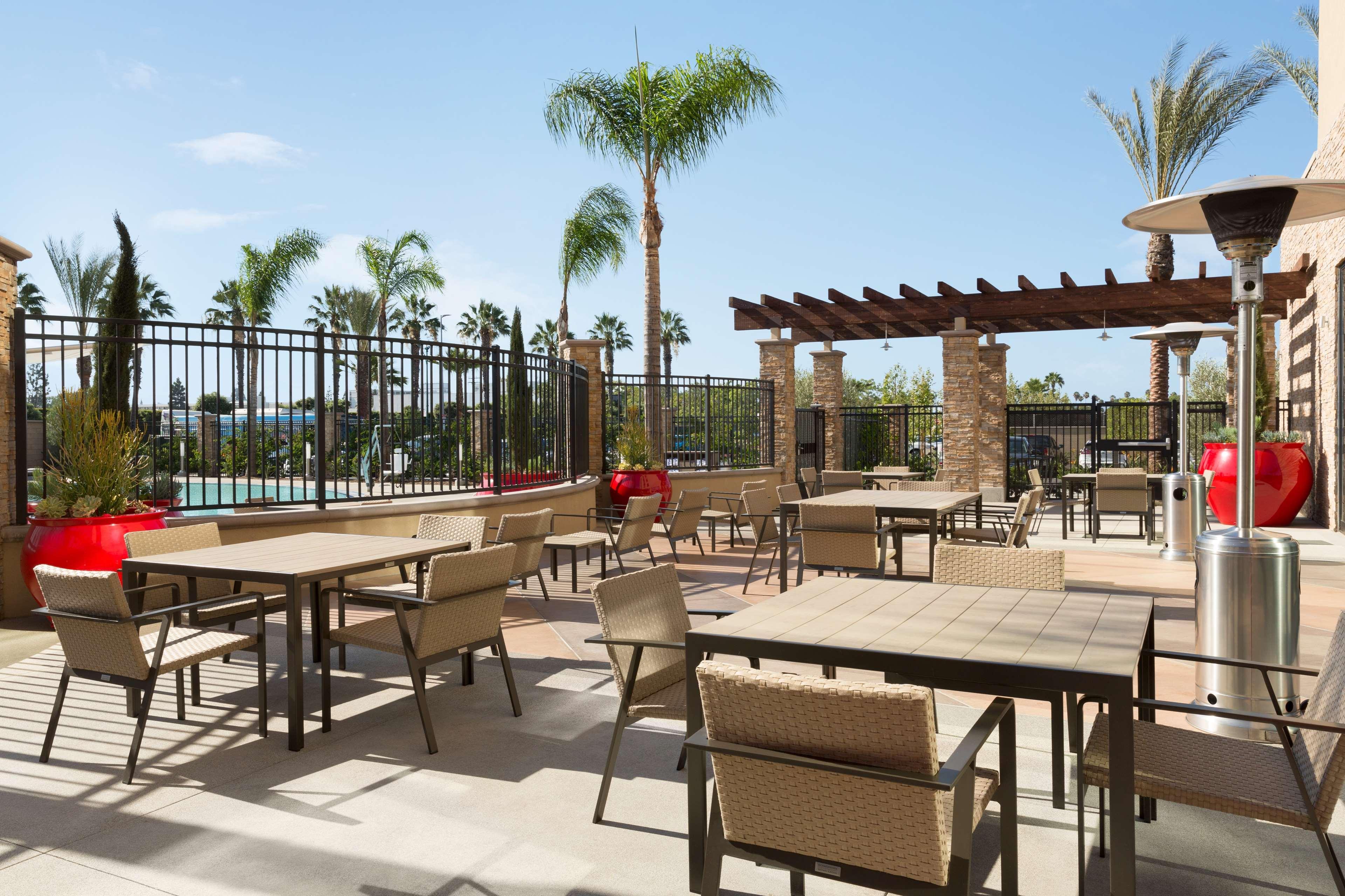 Suncoast Hotel Anaheim, Tapestry Collection By Hilton Ngoại thất bức ảnh