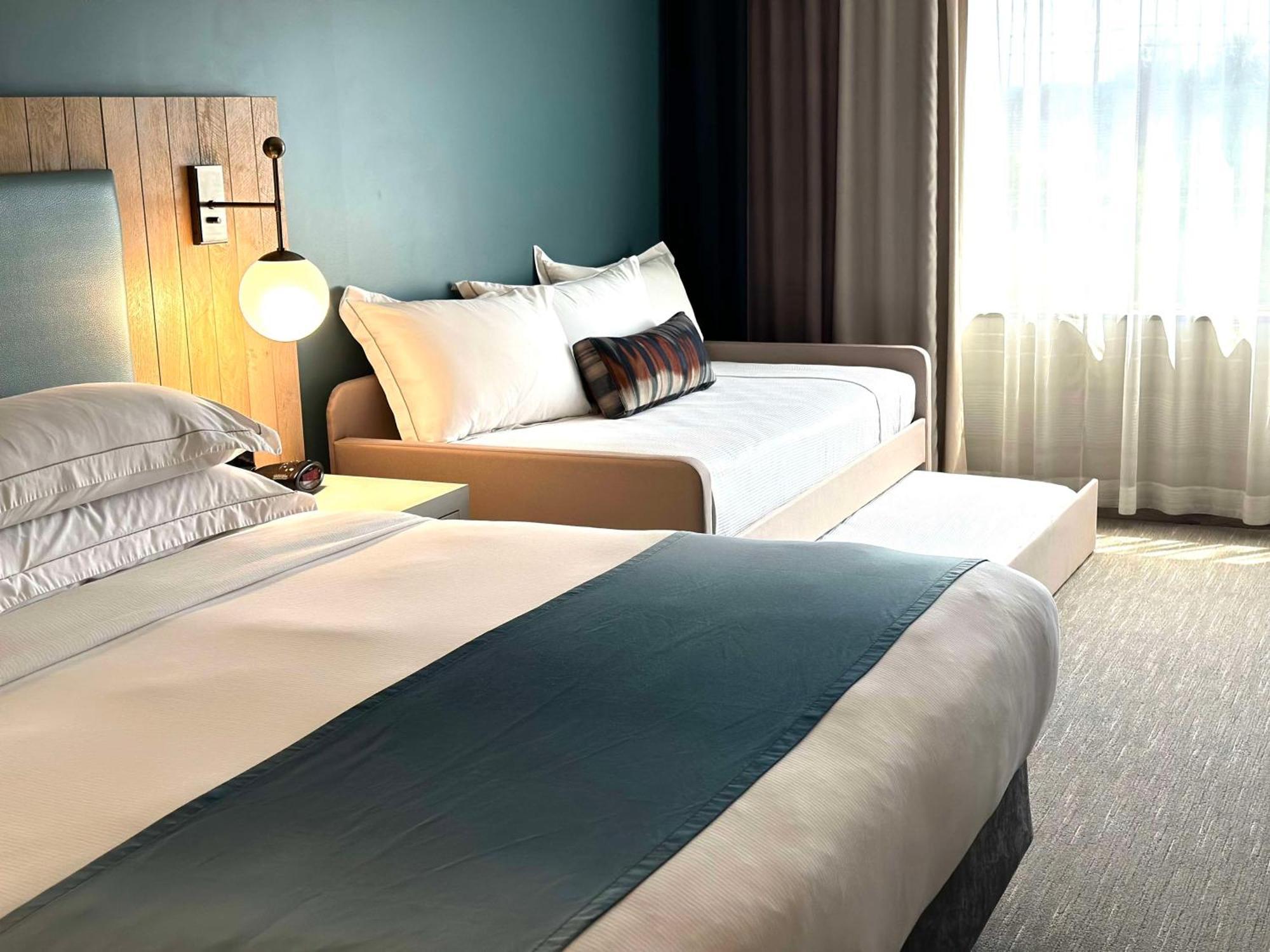 Suncoast Hotel Anaheim, Tapestry Collection By Hilton Ngoại thất bức ảnh